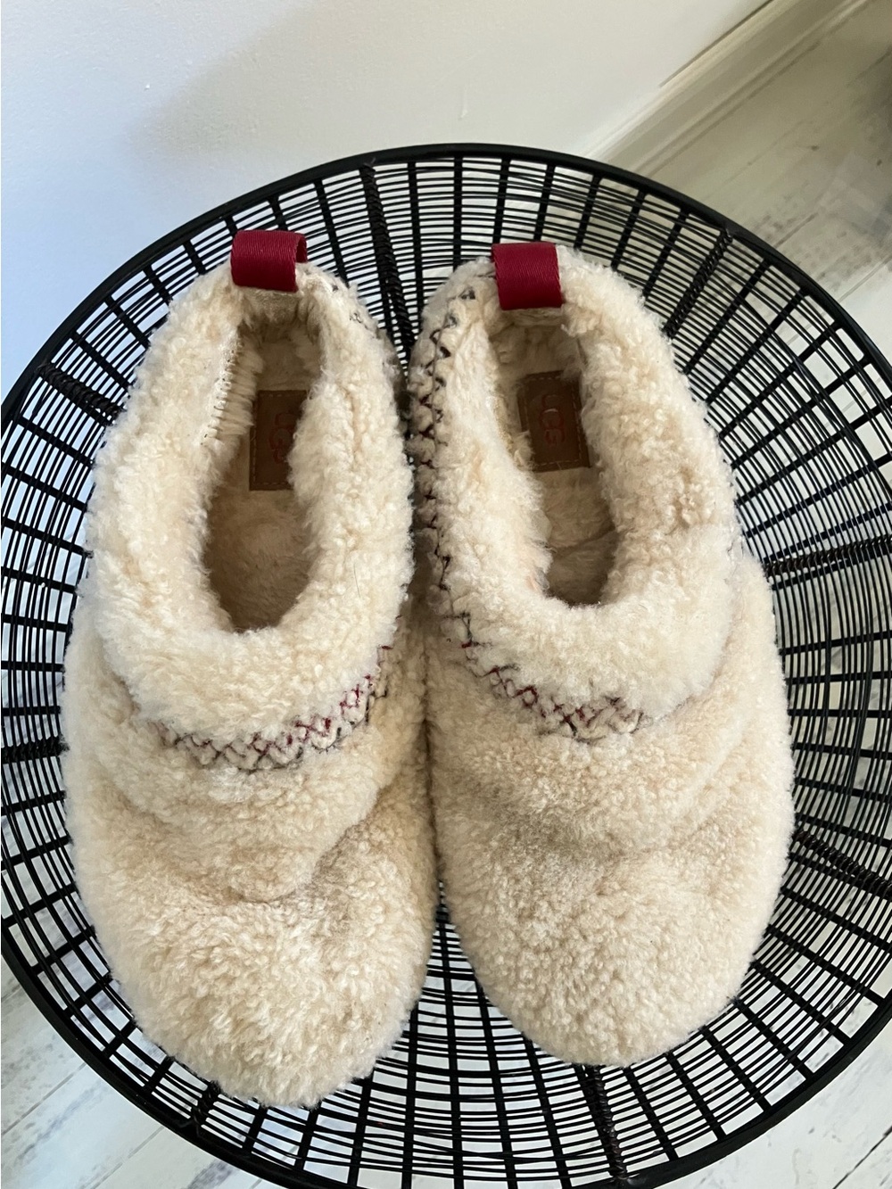UGG Tazz Maxi Curly Heritage Braid Platform Slippers Natural Cream Size 7 GUC